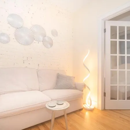 Near Time Square Stay In New York City, Columbus Circle And Health Kitchen